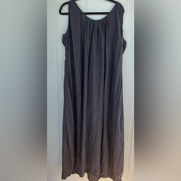 78*. CLUBMONACO Women’s
100% Silk Maxi Shift Sleeveless Dress in Black .
Size: L - Picture 3 of 10